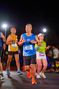 BIB: 670, 84404
                            <button type="button" onclick="openModal(21565517)" class="btn btn-primary btn-sm float-right btn-popup" data-toggle="modal" data-target=".modal-high-quality">
                        <i class="fas fa-shopping-cart"></i> Add to Cart
                    </button>
                                            <button type="button" onclick="isThisMe(21565517, true)" class="btn btn-success btn-sm float-right btn-popup btn-isme hidden" data-toggle="tooltip" data-placement="bottom" title="นี่คือรูปของคุณใช่ไหม คลิกที่นี่เพื่อเอาเข้าอัลบั้ม">
                        <i class="fas fa-plus"></i> Add to album
                    </button>
                    <button type="button" onclick="isThisMe(21565517, false)" class="btn btn-warning btn-sm float-right btn-popup btn-isnotme hidden">
                        <i class="fas fa-ban"></i> Remove from album
                    </button>